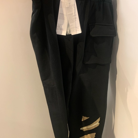Off white pants 100% Authentic - Picture 3 of 3
